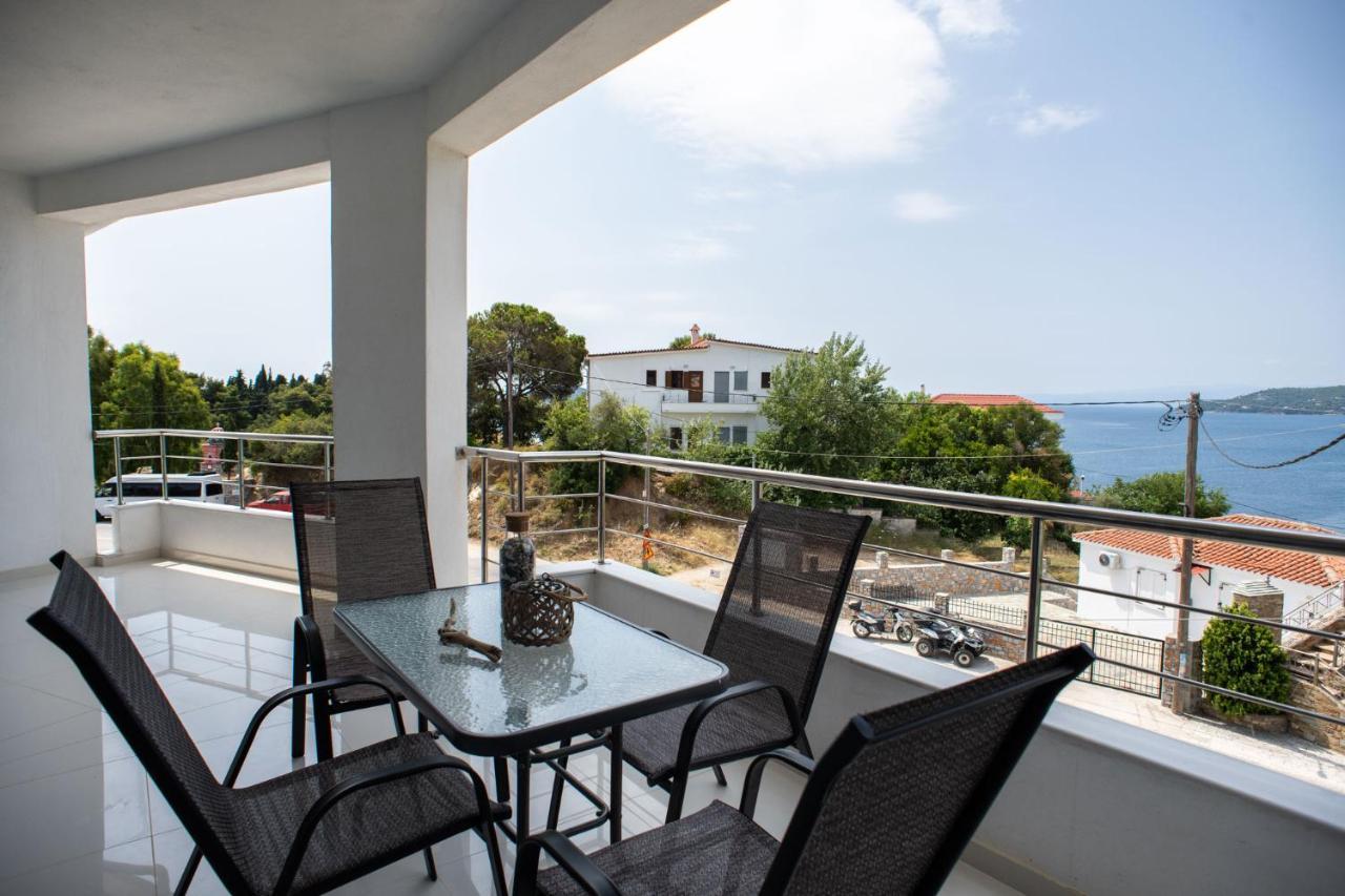 Iridanos Apartments Skiathos Town Exterior photo